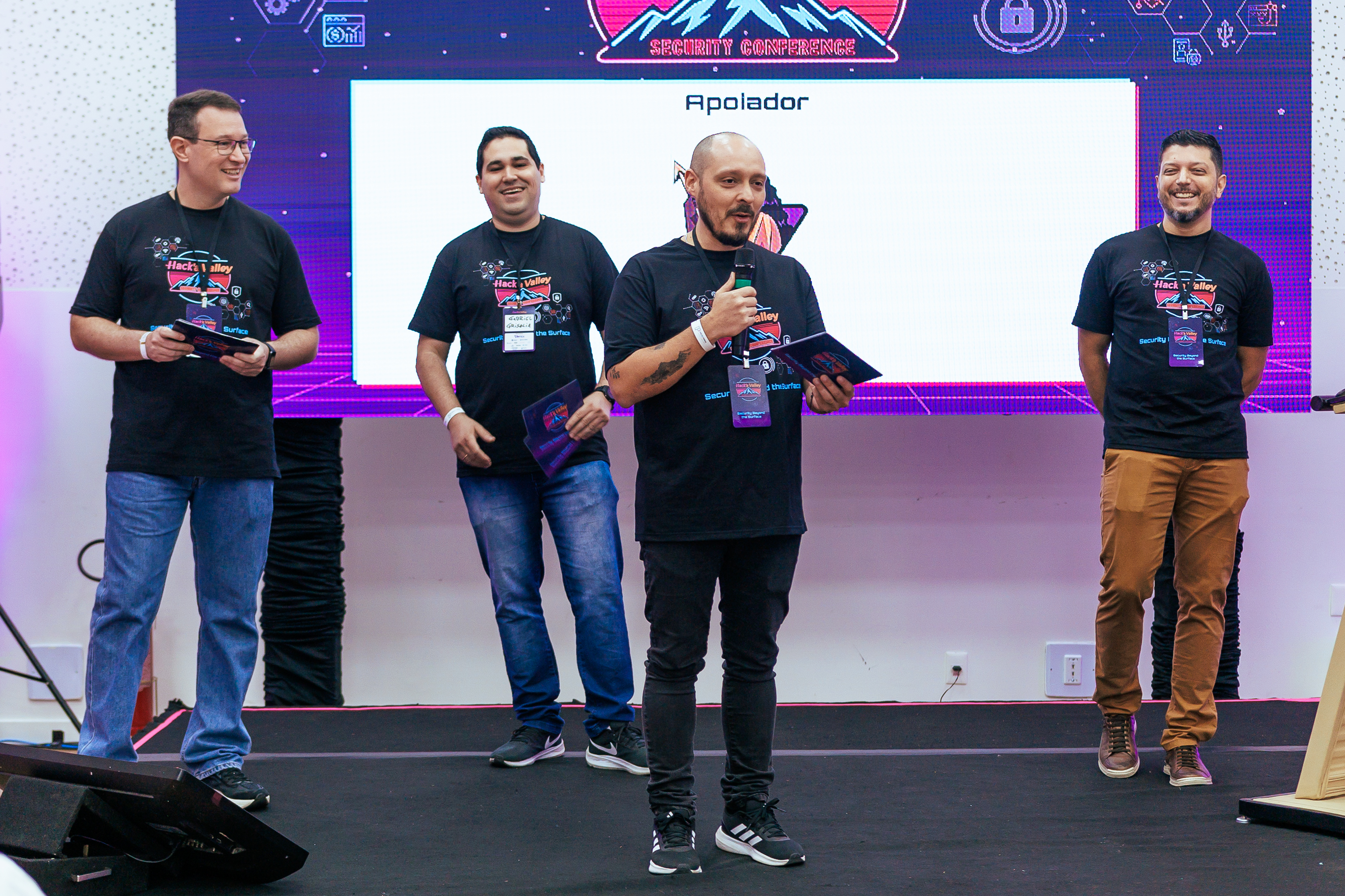 Momento Hacka Valley 17